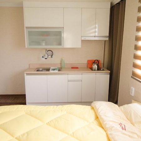 Yakorea Hostel Hongdae Сеул Екстериор снимка