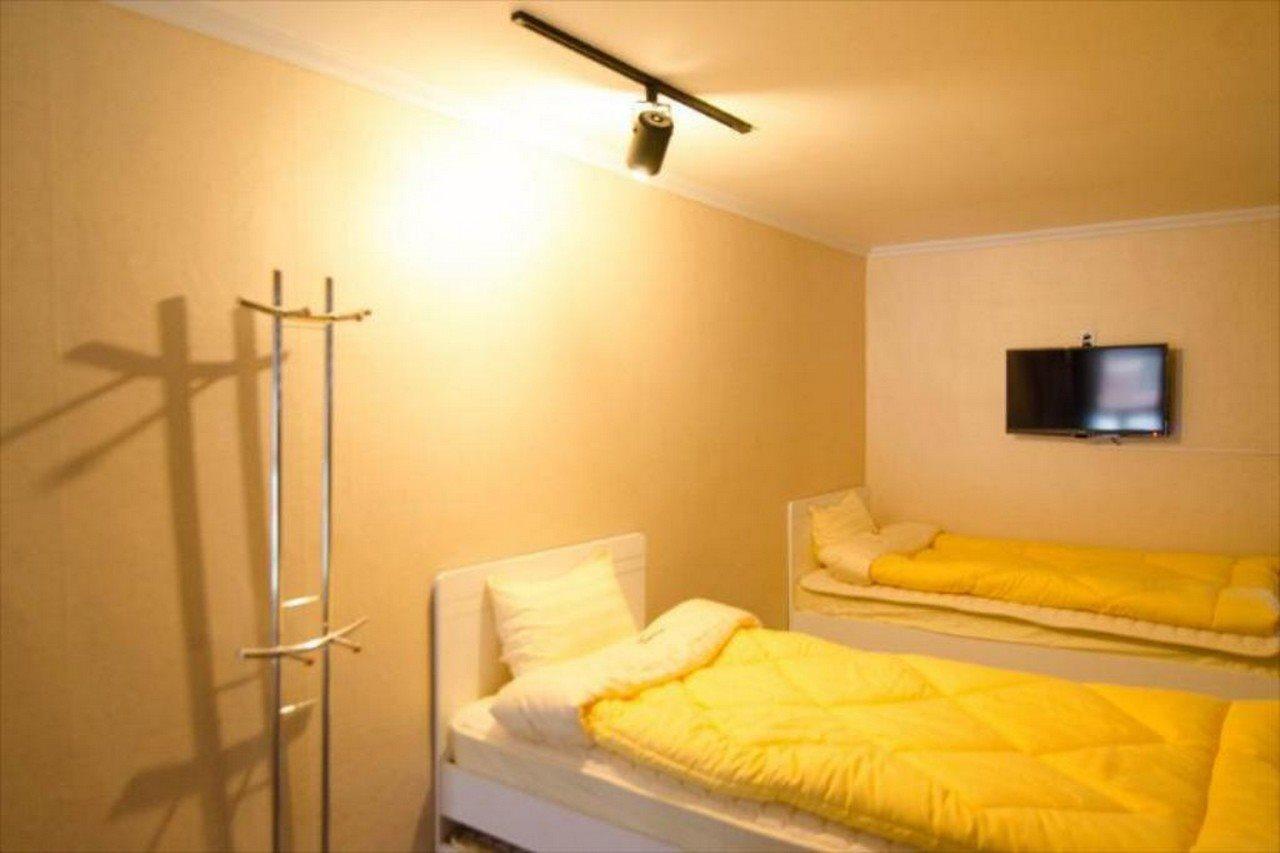 Yakorea Hostel Hongdae Сеул Екстериор снимка
