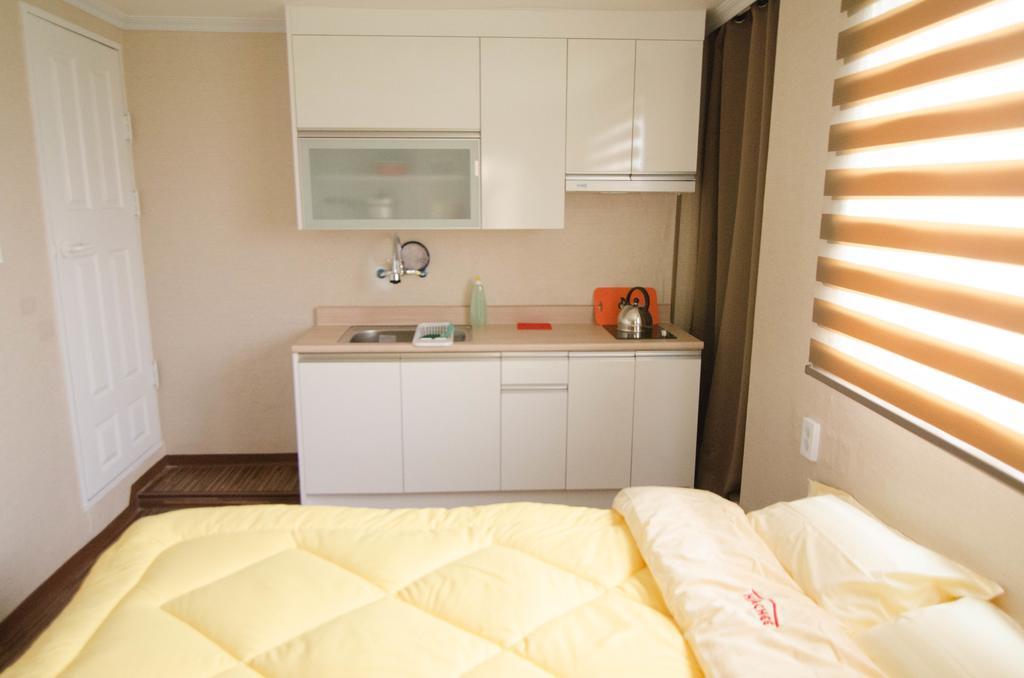 Yakorea Hostel Hongdae Сеул Екстериор снимка