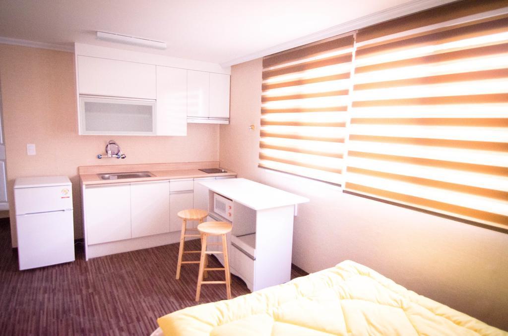 Yakorea Hostel Hongdae Сеул Екстериор снимка