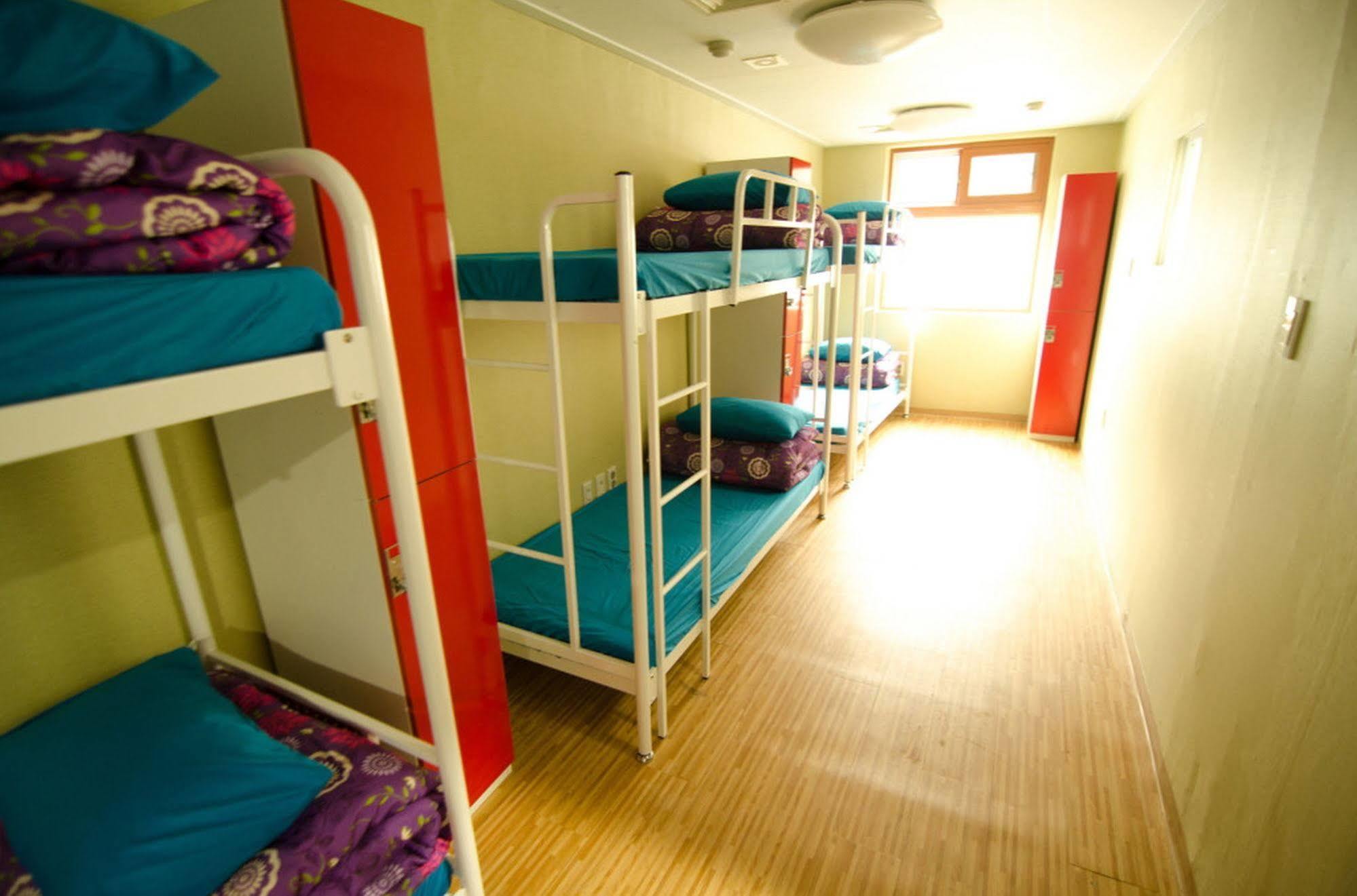 Yakorea Hostel Hongdae Сеул Екстериор снимка