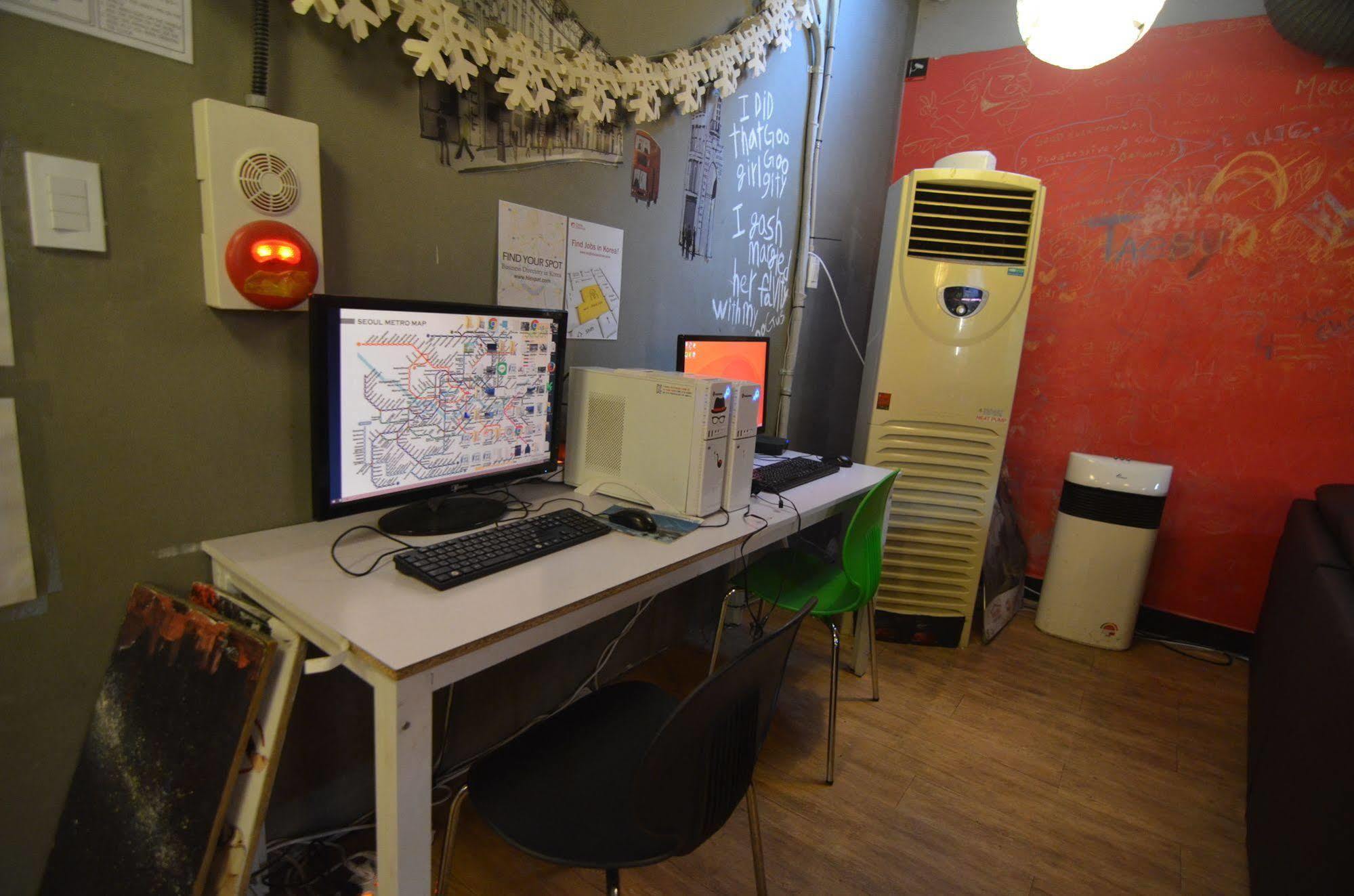 Yakorea Hostel Hongdae Сеул Екстериор снимка