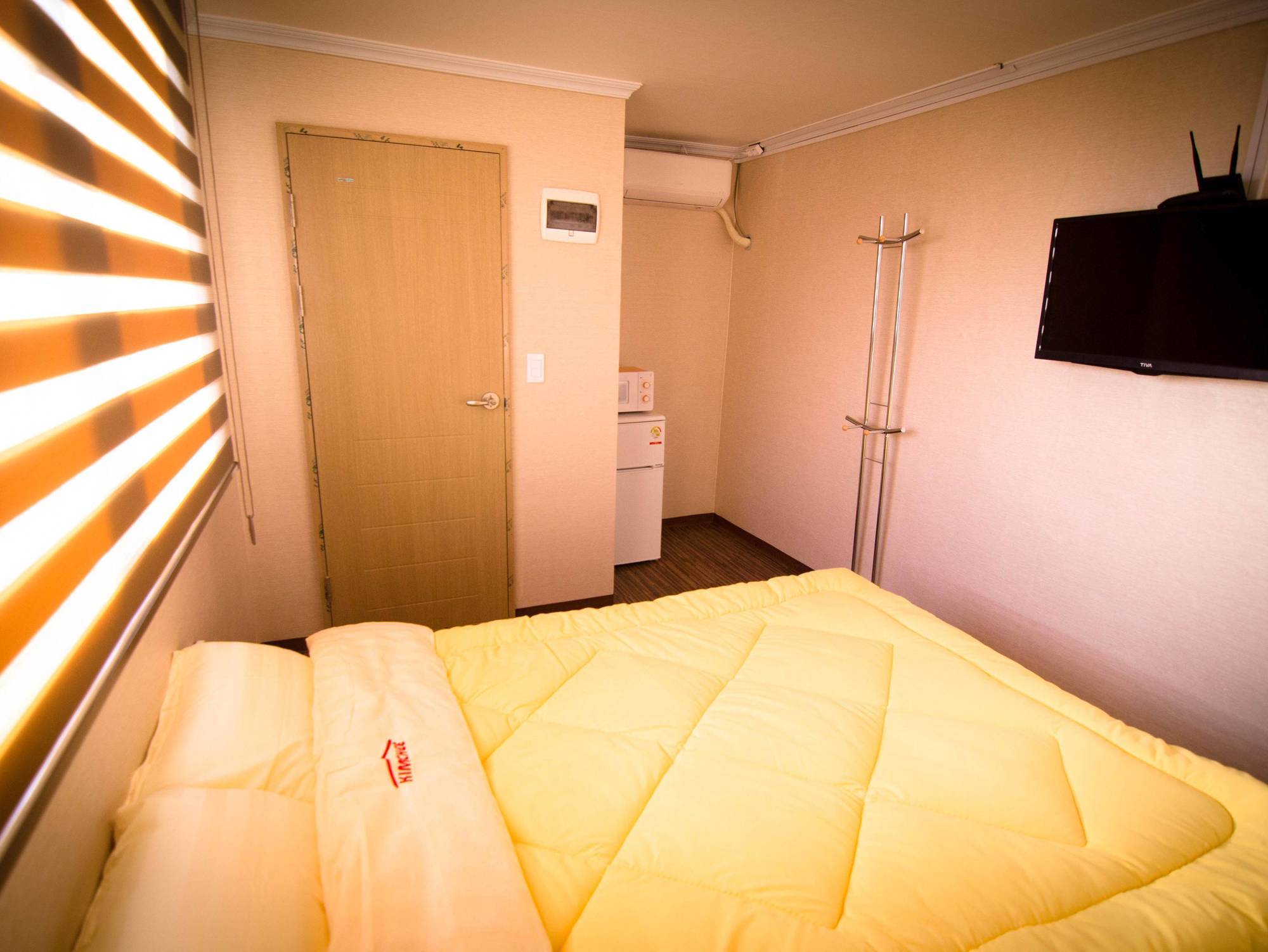 Yakorea Hostel Hongdae Сеул Екстериор снимка